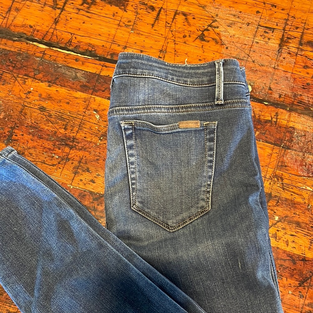 Joe’s  Flawless Icon skinny Jean